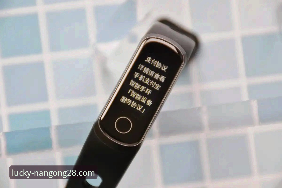 南宫28娱乐APP评测：3个核心维度对比与5项实用下载技巧